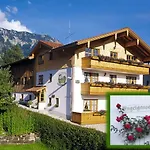 Апартаменты Gaestehaus Wechs